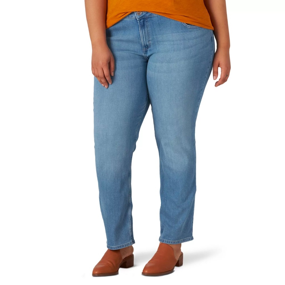 Lee Legendary Plus Size Petite Straight Mid Rise Stretch Jeans